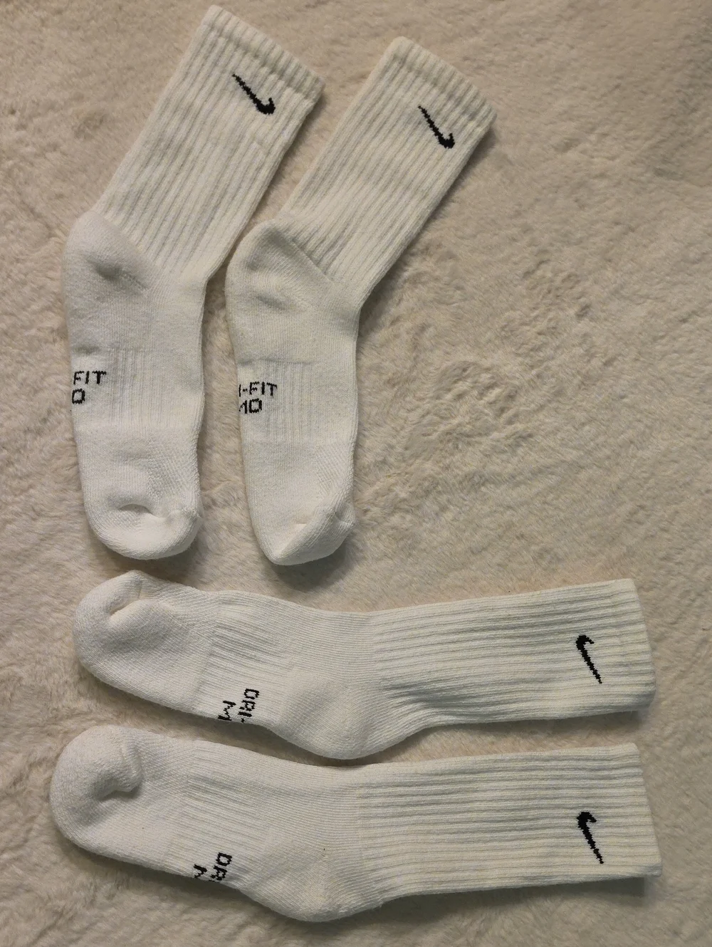 Nike Boys 2 Pairs Medium Size White Crew Athletic Socks with Black Swoosh